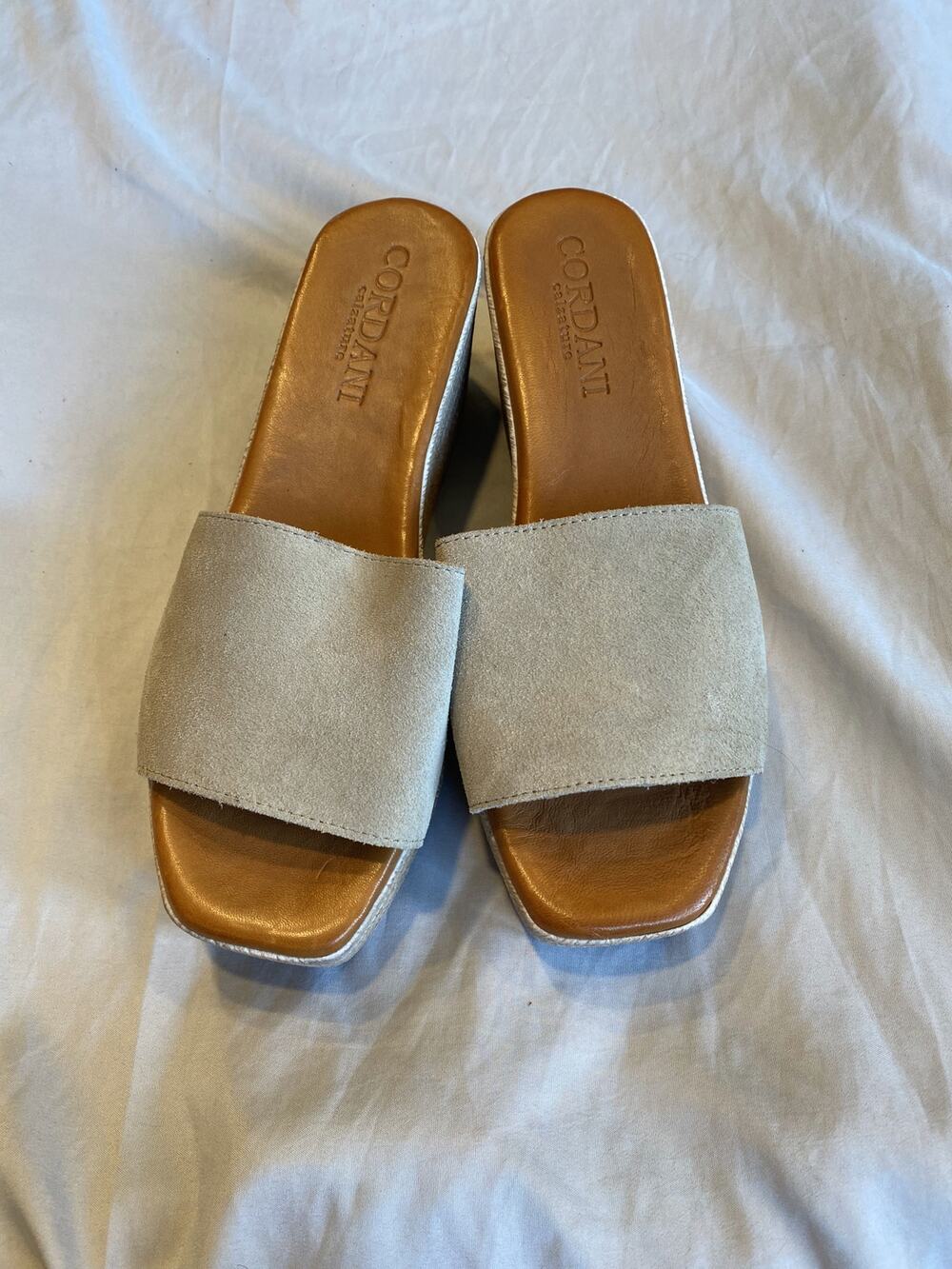 Cordani Calzature Womens 9.5/40Suede Wedge Heel Square Toe Espadrille Sandals